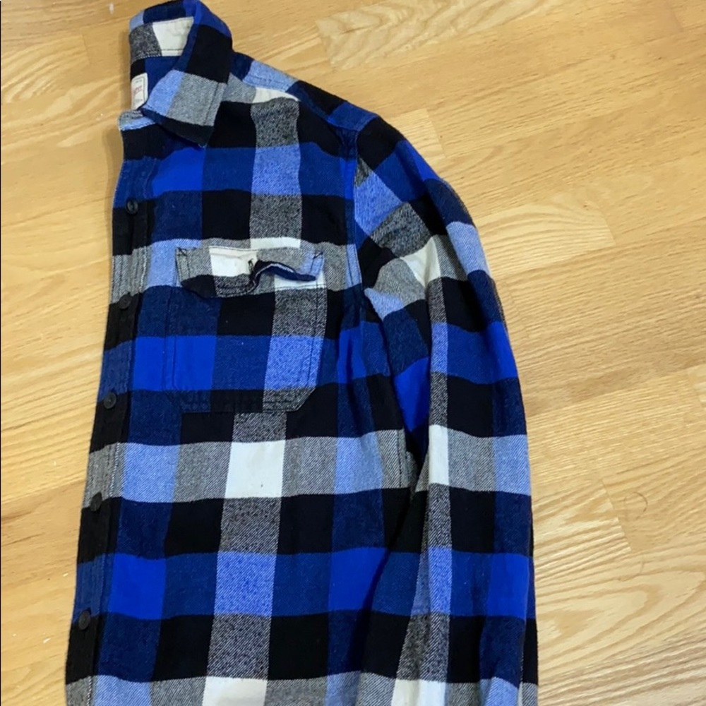 Lot of four (4) American Eagle Outfitters shirts